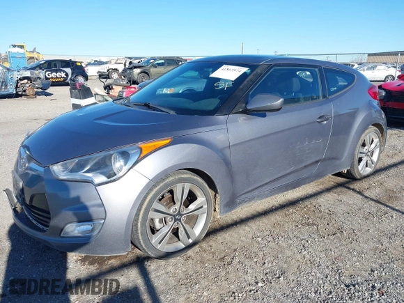 2017 Hyundai Veloster with VIN KMHTC6AD9HU323472, listed as a IAAI auction lot 41865974 with 94,692 mi miles. Bid and sale history available at carsss.com. Image 17.