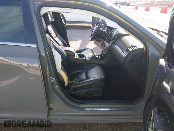 2019 Chrysler 300 Limited with VIN 2C3CCAEG6KH698021, listed as a IAAI auction lot 41780227 with 127,714 mi miles and . Bid and sale history available at DreamBid. Image 5.