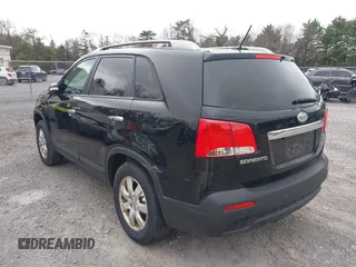 2013 Kia Sorento LX with VIN 5XYKT3A61DG414943, listed as a IAAI auction lot 42093804 with 109,039 mi miles. Bid and sale history available at carsss.com. Image 6.