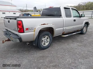 2004 Chevrolet Silverado 1500 Z71 with VIN 2GCEK19T541324428, listed as a IAAI auction lot 42082024 with 130,912 mi miles. Bid and sale history available at carsss.com. Image 4.