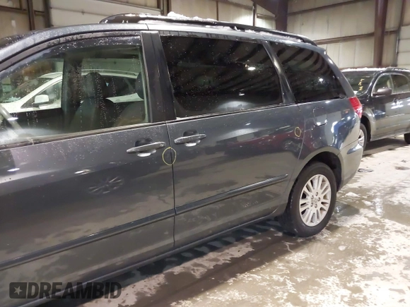2009 Toyota Sienna XLE with VIN 5TDBK22C29S028110, listed as a IAAI auction lot 41496169 with 253,057 mi miles and . Bid and sale history available at DreamBid. Image 12.