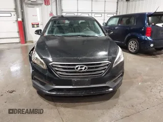 2015 Hyundai Sonata Limited with VIN 5NPE34AF2FH221022, listed as a IAAI auction lot 42068755 with 96,963 mi miles and . Bid and sale history available at carsss.com. Image 12.