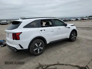 2021 Kia Sorento S with VIN 5XYRL4LC4MG066708, listed as a Copart auction lot 51866745 with 68,094 mi miles and Salvage Title. Bid and sale history available at carsss.com. Image 3.