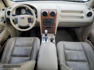 2005 Ford Freestyle Limited with VIN 1FMDK06105GA71334, listed as a Copart auction lot 74270784 with 56,228 mi miles and Salvage Title. Bid and sale history available at carsss.com. Image 8.