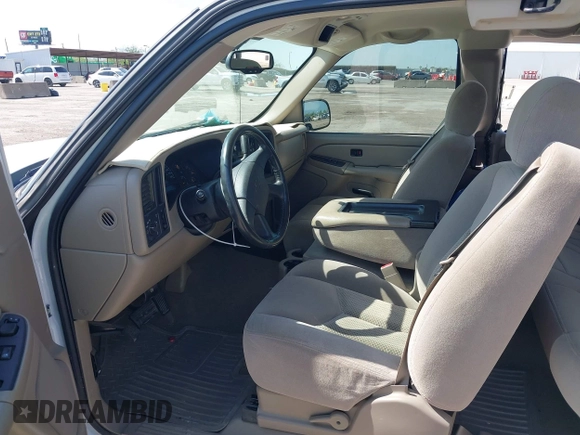 2005 Chevrolet Silverado 1500 LS with VIN 2GCEC19V751116258, listed as a IAAI auction lot 41890599 with 55,315 mi miles and . Bid and sale history available at DreamBid. Image 5.