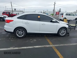 2017 Ford Focus SE с VIN 1FADP3F29HL237741, выставлен на аукционе IAAI как лот 41761820 с пробегом Не указан миль и . История ставок и продаж доступна на DreamBid. Изображение 13.