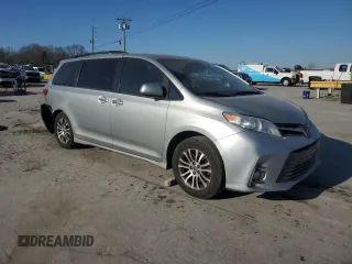 2019 Toyota Sienna XLE Auto Access Seat with VIN 5TDYZ3DC0KS992557, listed as a Copart auction lot 48962085 with 132,365 mi miles and Salvage Title. Bid and sale history available at carsss.com. Image 4.