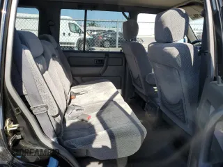 1999 Isuzu Trooper S z VIN JACDJ58X5X7912250, wystawiony jako Copart lot #58521665 z przebiegiem 177 038 mil mil oraz Tytuł czysty. Historia ofert i sprzedaży dostępna na DreamBid. Obrazek 11.