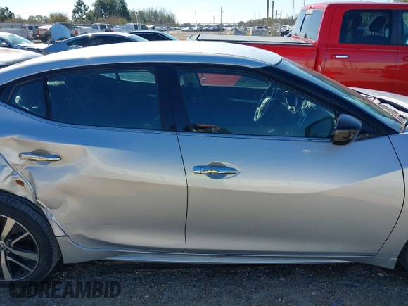 2019 Nissan Maxima SV with VIN 1N4AA6AV0KC371696, listed as a IAAI auction lot 41240863 with 143,348 mi miles and . Bid and sale history available at DreamBid. Image 14.