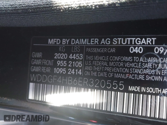 2014 Mercedes-Benz C-Class C 250 Sport with VIN WDDGF4HB6ER320555, listed as a IAAI auction lot 41339486 with 77,886 mi miles. Bid and sale history available at carsss.com. Image 9.