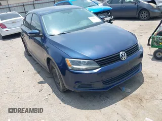 2011 Volkswagen Jetta SE z VIN 3VWDZ7AJ9BM325296, wystawiony jako IAAI lot #42396817 z przebiegiem Nie podano mil oraz . Historia ofert i sprzedaży dostępna na DreamBid. Obrazek 1.