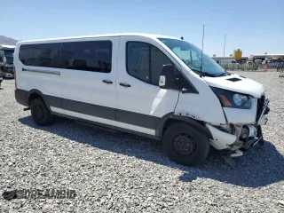 2023 Ford Transit Passenger XL with VIN 1FBAX2YG0PKA79637, listed as a Copart auction lot 60656305 with 30,555 mi miles and Clean title. Bid and sale history available at DreamBid. Image 4.