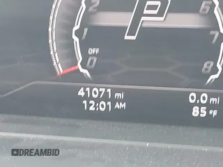 2020 Lamborghini Urus z VIN ZPBUA1ZL9LLA10233, wystawiony jako IAAI lot #39731921 z przebiegiem 41 071 mil mil oraz . Historia ofert i sprzedaży dostępna na DreamBid. Obrazek 7.