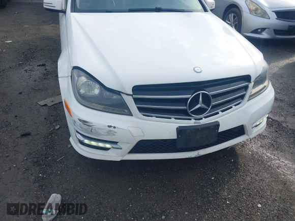 2014 Mercedes-Benz C 250 Sport with VIN WDDGF4HB9EA919237, listed as a IAAI auction lot 39876154 with 110,766 mi miles and . Bid and sale history available at carsss.com. Image 12.