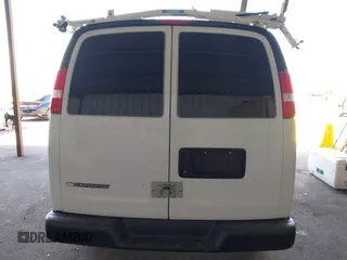 2017 Chevrolet Express Cargo с VIN 1GCWGAFF6H1350570, выставлен на аукционе IAAI как лот 42251678 с пробегом 165 837 миль миль и . История ставок и продаж доступна на DreamBid. Изображение 17.