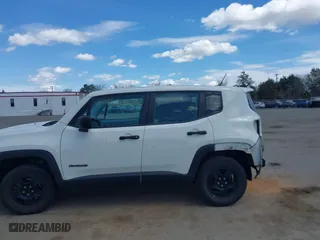 2017 Jeep Renegade Sport with VIN ZACCJBAB5HPF98730, listed as a IAAI auction lot 41923087 with 74,306 mi miles. Bid and sale history available at carsss.com. Image 14.