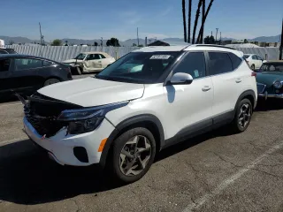 2024 Kia Seltos EX z VIN KNDER2AA9R7510656, wystawiony jako Copart lot #52191105 z przebiegiem 19 018 mil mil oraz Szkoda całkowita • Salvage title. Historia ofert i sprzedaży dostępna na DreamBid. Obrazek 1.