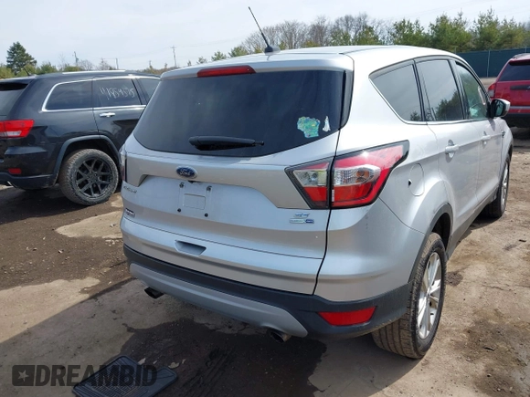 2017 Ford Escape SE with VIN 1FMCU9G95HUA10906, listed as a IAAI auction lot 41841566 with 132,777 mi miles. Bid and sale history available at carsss.com. Image 4.
