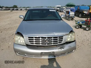 2004 Cadillac DeVille DTS z VIN 1G6KF57984U188454, wystawiony jako Copart lot #62397494 z przebiegiem 142 060 mil mil oraz Szkoda całkowita • Salvage title. Historia ofert i sprzedaży dostępna na DreamBid. Obrazek 5.