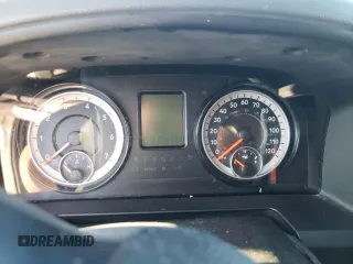 2018 Ram 2500 Tradesman z VIN 3C6UR5CJ1JG336270, wystawiony jako Copart lot #45447455 z przebiegiem Nie podano mil oraz Szkoda całkowita • Salvage title. Historia ofert i sprzedaży dostępna na DreamBid. Obrazek 9.