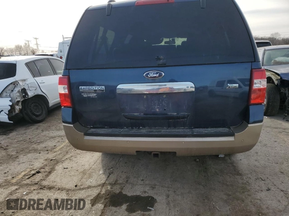 2014 Ford Expedition EL XLT with VIN 1FMJK1J56EEF18795, listed as a Copart auction lot 43826085 with 260,984 mi miles and Salvage Title. Bid and sale history available at carsss.com. Image 6.