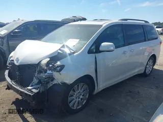 2017 Toyota Sienna XLE Auto Access Seat with VIN 5TDYZ3DCXHS779396, listed as a IAAI auction lot 41634198 with 99,283 mi miles and . Bid and sale history available at DreamBid. Image 2.