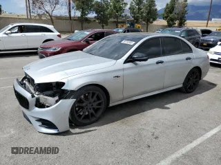 2019 Mercedes-Benz E 53 AMG с VIN WDDZF6BB6KA619132, выставлен на аукционе Copart как лот 50755365 с пробегом 59 130 миль миль и Списание • Salvage title. История ставок и продаж доступна на DreamBid. Изображение 1.
