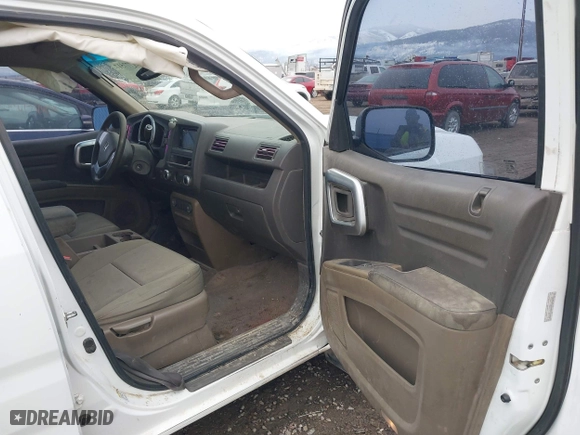 2008 Honda Ridgeline RTX with VIN 2HJYK16318H527181, listed as a IAAI auction lot 41777517 with 231,613 mi miles. Bid and sale history available at carsss.com. Image 5.
