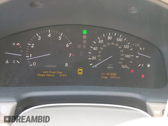 2004 Lexus LS 430 with VIN JTHBN36FX40145882, listed as a Copart auction lot 47638905 with 161,238 mi miles and Salvage Title. Bid and sale history available at DreamBid. Image 9.