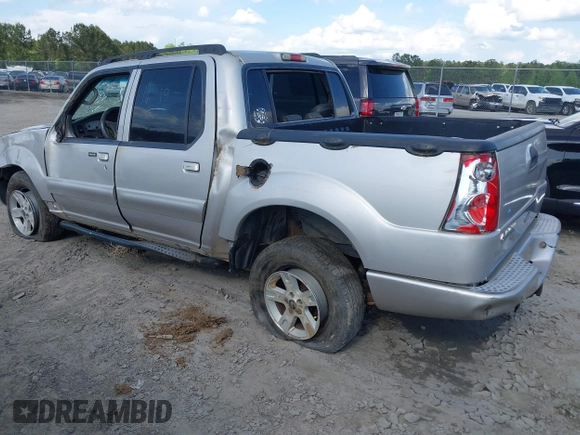 2005 Ford Explorer Sport Trac XLS z VIN 1FMZU67K15UA98747, wystawiony jako IAAI lot #42014293 z przebiegiem 231 902 mil mil oraz . Historia ofert i sprzedaży dostępna na DreamBid. Obrazek 3.