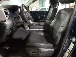 2023 Toyota Sequoia SR5 with VIN 7SVAAABA8PX003121, listed as a Copart auction lot 87383094 with 35,467 mi miles and Salvage Title. Bid and sale history available at carsss.com. Image 7.