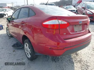 2015 Ford Fiesta SE z VIN 3FADP4BJ7FM223576, wystawiony jako IAAI lot #41505260 z przebiegiem 127 778 mil mil oraz . Historia ofert i sprzedaży dostępna na DreamBid. Obrazek 3.