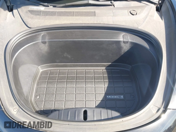 2018 Tesla Model 3 Long Range Battery with VIN 5YJ3E1EA0JF056979, listed as a IAAI auction lot 41865849 with 97,319 mi miles. Bid and sale history available at carsss.com. Image 10.