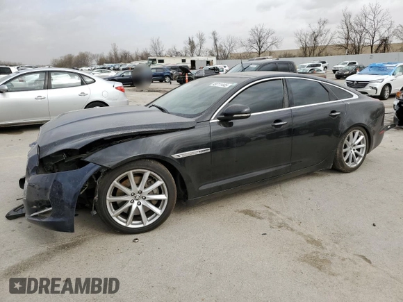 2013 Jaguar XJ z VIN SAJWJ1CD5D8V53294, wystawiony jako Copart lot #49711445 z przebiegiem 100 675 mil mil oraz Szkoda całkowita • Salvage title. Historia ofert i sprzedaży dostępna na DreamBid. Obrazek 1.