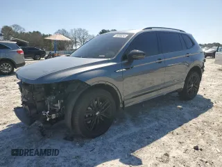 2022 Volkswagen Tiguan SE R-Line Black with VIN 3VVCB7AX5NM080672, listed as a Copart auction lot 48558245 with 29,934 mi miles and Salvage Title. Bid and sale history available at DreamBid. Image 1.