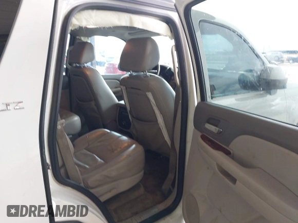 2007 Chevrolet Tahoe LT z VIN 1GNFC13097R131332, wystawiony jako IAAI lot #42113000 z przebiegiem 335 679 mil mil oraz . Historia ofert i sprzedaży dostępna na DreamBid. Obrazek 8.