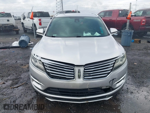 2015 Lincoln MKC z VIN 5LMCJ1A95FUJ20349, wystawiony jako IAAI lot #41695129 z przebiegiem 140 878 mil mil oraz . Historia ofert i sprzedaży dostępna na DreamBid. Obrazek 12.