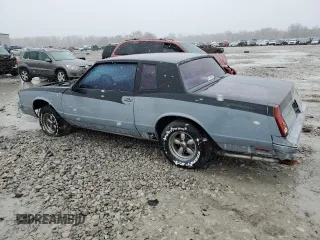 1987 Chevrolet Monte Carlo z VIN 1G1GZ11Z9HR104445, wystawiony jako Copart lot #48035825 z przebiegiem 68 929 mil mil oraz Tytuł czysty. Historia ofert i sprzedaży dostępna na DreamBid. Obrazek 2.