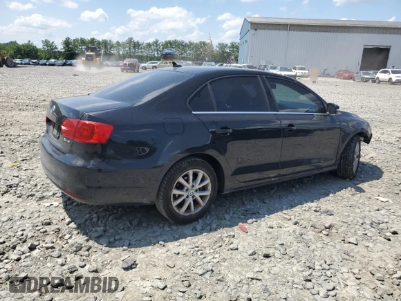 2013 Volkswagen Jetta SE с VIN 3VWDP7AJ3DM355421, выставлен на аукционе Copart как лот 63753015 с пробегом 203 322 миль миль и Списание • Salvage title. История ставок и продаж доступна на DreamBid. Изображение 3.