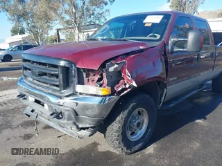 2004 Ford F-350 XL z VIN 1FTSW31P94EA40932, wystawiony jako IAAI lot #41712569 z przebiegiem 150 673 mil mil oraz . Historia ofert i sprzedaży dostępna na DreamBid. Obrazek 6.