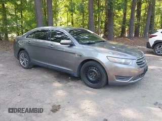 2013 Ford Taurus Limited z VIN 1FAHP2F81DG225389, wystawiony jako IAAI lot #42429969 z przebiegiem 241 874 mil mil oraz . Historia ofert i sprzedaży dostępna na DreamBid. Obrazek 1.