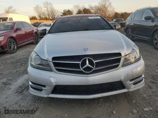 2015 Mercedes-Benz C-Class C 250 with VIN WDDGJ4HBXFG373156, listed as a Copart auction lot 43754385 with 130,610 mi miles and Clean Title. Bid and sale history available at carsss.com. Image 5.