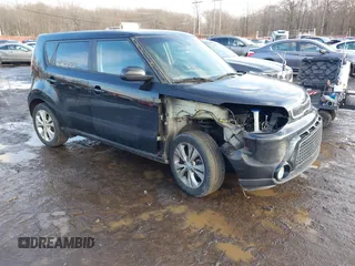 2016 Kia Soul + with VIN KNDJP3A53G7237675, listed as a IAAI auction lot 41501237 with 106,833 mi miles. Bid and sale history available at carsss.com. Image 1.