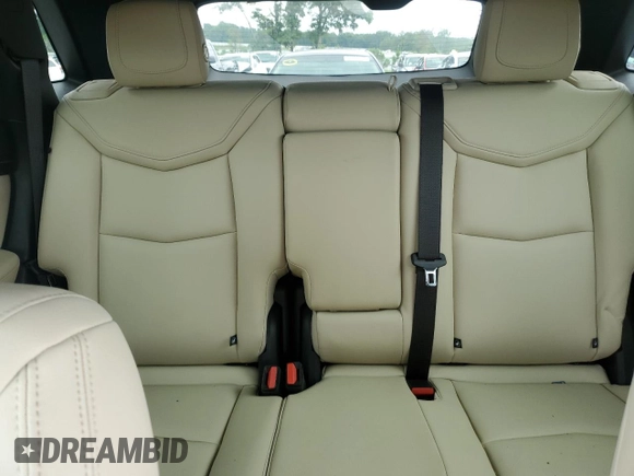 2018 Cadillac XT5 FWD with VIN 1GYKNARS1JZ222767, listed as a Copart auction lot 57989015 with 33,464 mi miles and Salvage title. Bid and sale history available at DreamBid. Image 10.