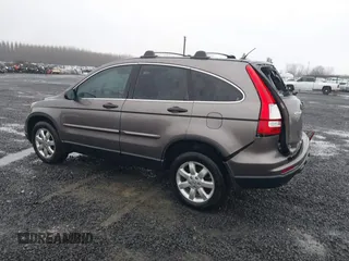2011 Honda CR-V SE with VIN 5J6RE4H40BL003273, listed as a IAAI auction lot 41237931 with 218,624 mi miles. Bid and sale history available at carsss.com. Image 3.
