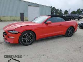 2021 Ford Mustang EcoBoost z VIN 1FATP8UH0M5102145, wystawiony jako Copart lot #87041504 z przebiegiem 64 065 mil mil oraz Szkoda całkowita • Salvage title. Historia ofert i sprzedaży dostępna na DreamBid. Obrazek 1.