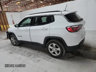 2024 Jeep Compass Latitude z VIN 3C4NJDBN3RT606699, wystawiony jako Copart lot #64117515 z przebiegiem 40 130 mil mil oraz Czysty tytuł • Clean title. Historia ofert i sprzedaży dostępna na DreamBid. Obrazek 2.
