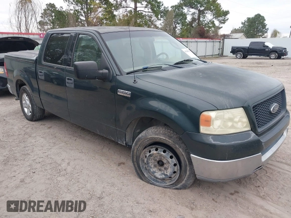 2004 Ford F-150 XLT with VIN 1FTRW12W64KB46944, listed as a IAAI auction lot 41208511 with 293,981 mi miles. Bid and sale history available at carsss.com. Image 1.