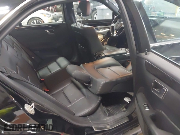 2016 Mercedes-Benz E 350 Luxury with VIN WDDHF8JB5GB259930, listed as a IAAI auction lot 41815019 with 124,265 mi miles and . Bid and sale history available at DreamBid. Image 8.