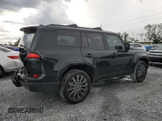 2024 Lexus GX 550 Luxury with VIN JTJVBCDX0R5013269, listed as a Copart auction lot 60641305 with 13,462 mi miles and Salvage title. Bid and sale history available at DreamBid. Image 3.